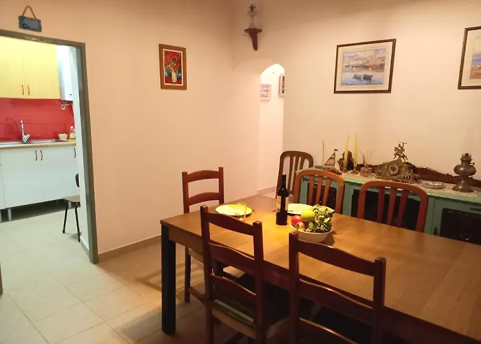 Charme Rustico 別荘 アルジェズール